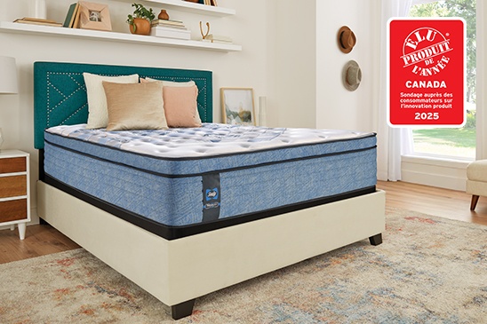 SLY24-ROC-1200-ET2-Lifestyle-Angled-3-No Talent-POY-F